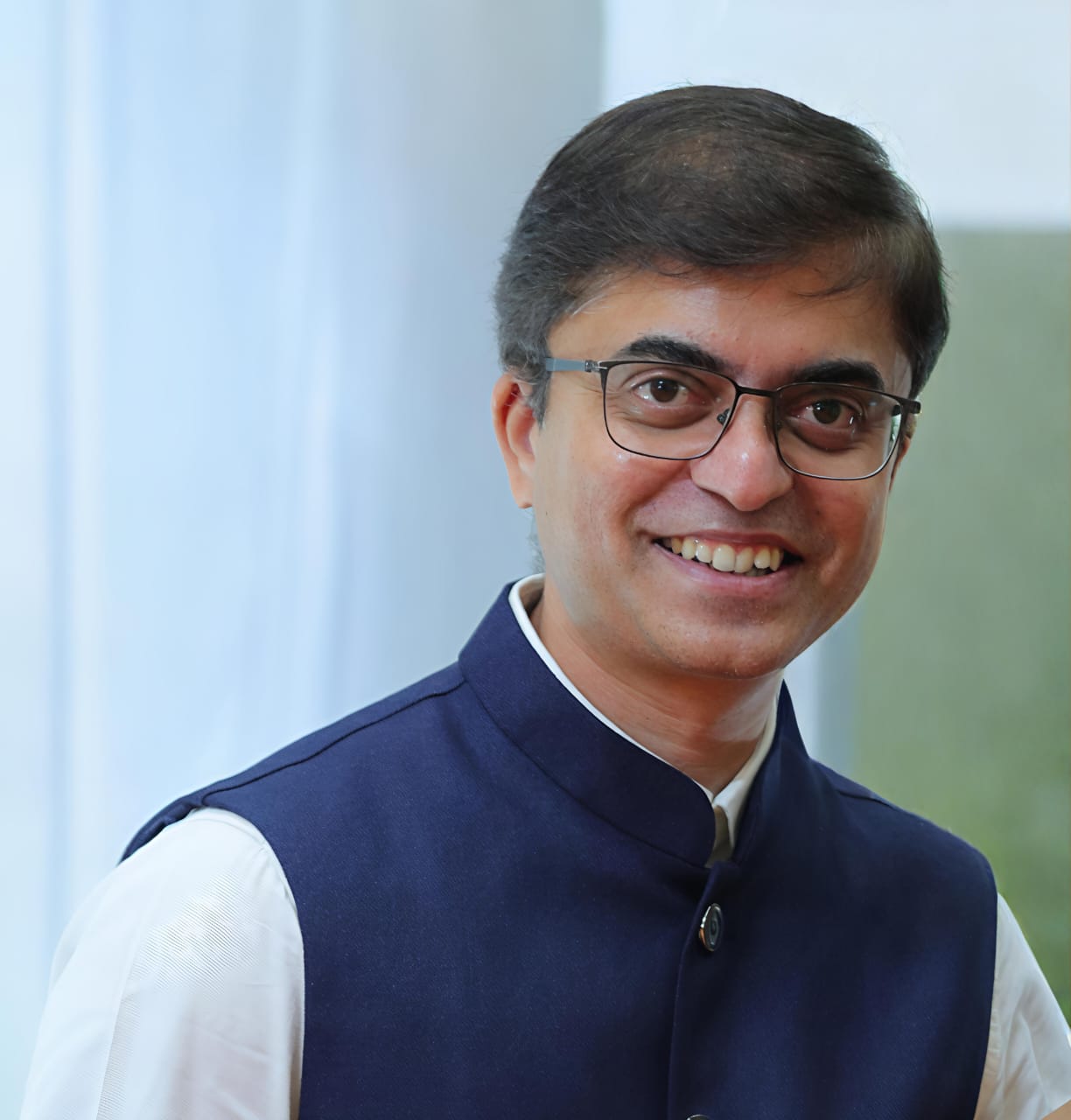 Dr Rakesh Bisalehalli